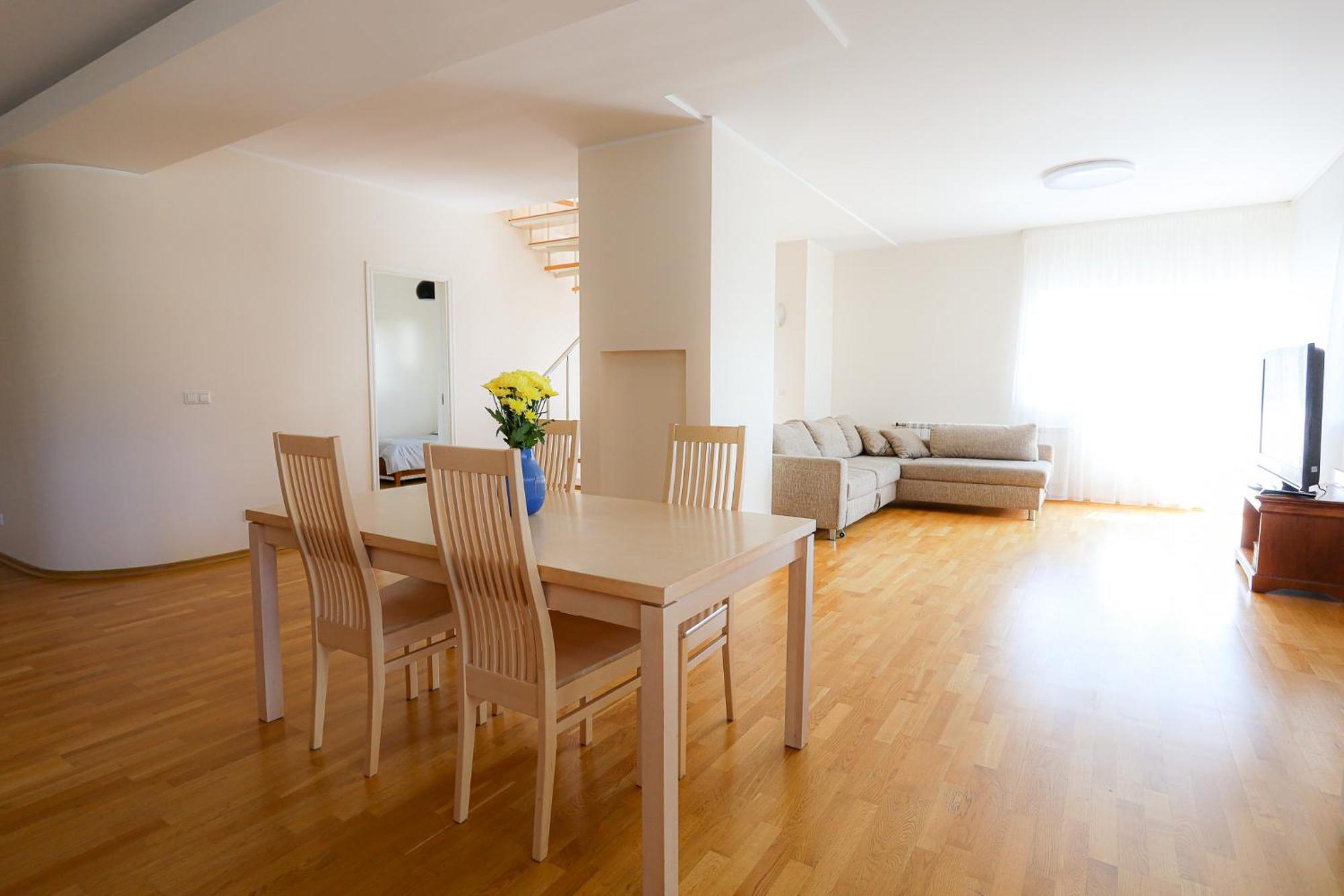 Romi Apartamento Pärnu Exterior foto